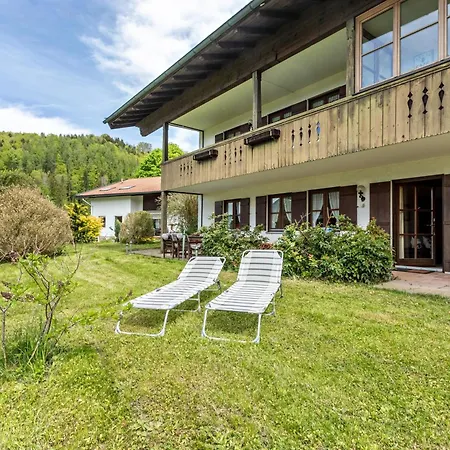 Am Hochgern Mit Garten & Bergblick Appartement