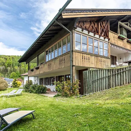 Am Hochgern Mit Garten & Bergblick Appartement